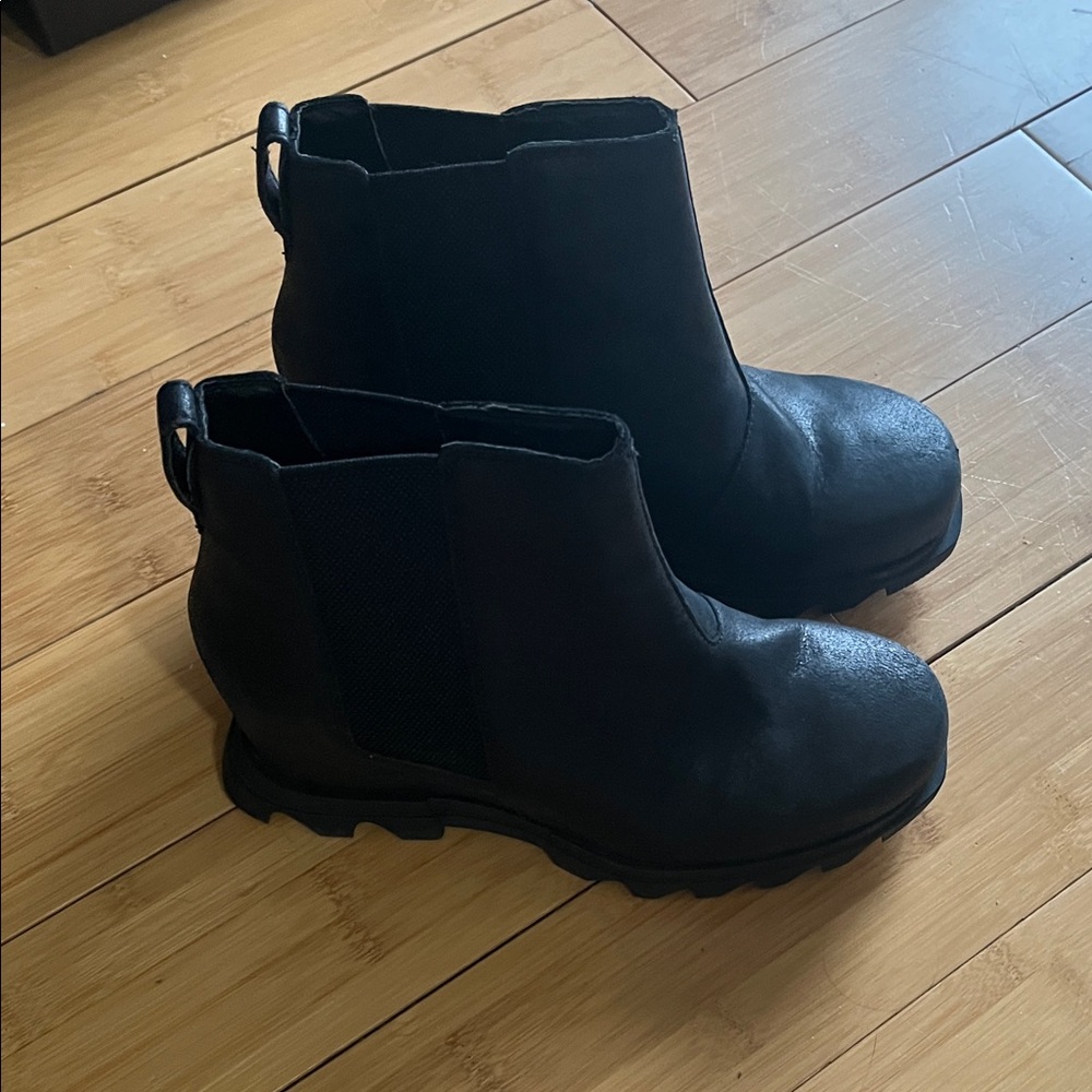 Sorel Black Chelsea Ankle Boots